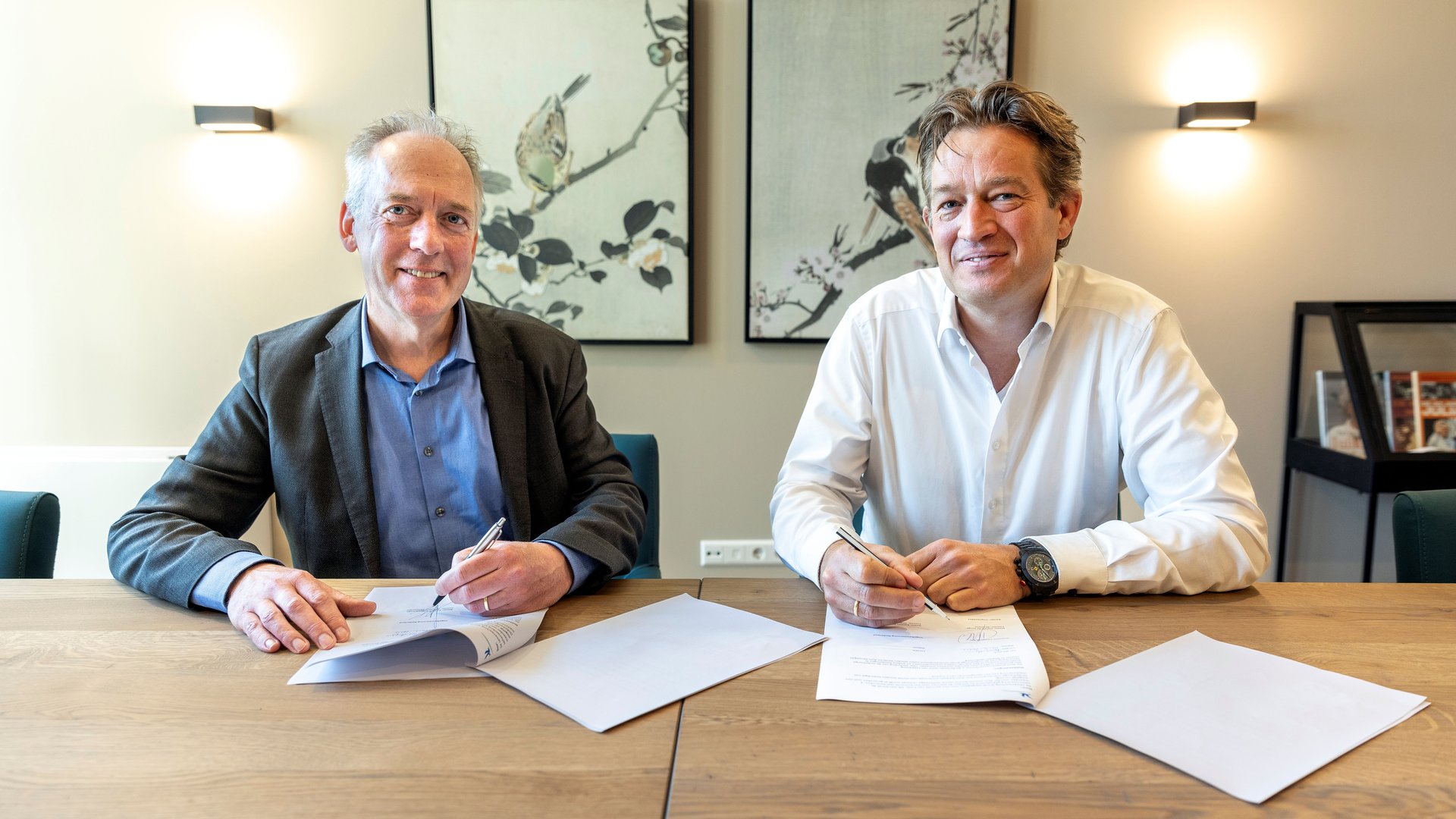 Ondertekening_contract_foto_Fred_van_Diem-01