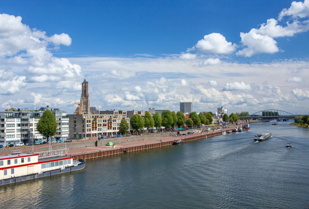 Skyline,Arnhem,City,With,The,Rhine