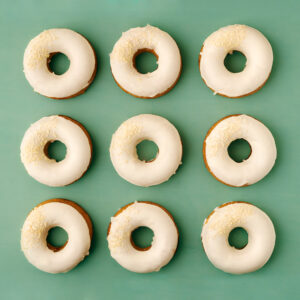 SUNT-Lemon-Poppyseed-Donuts