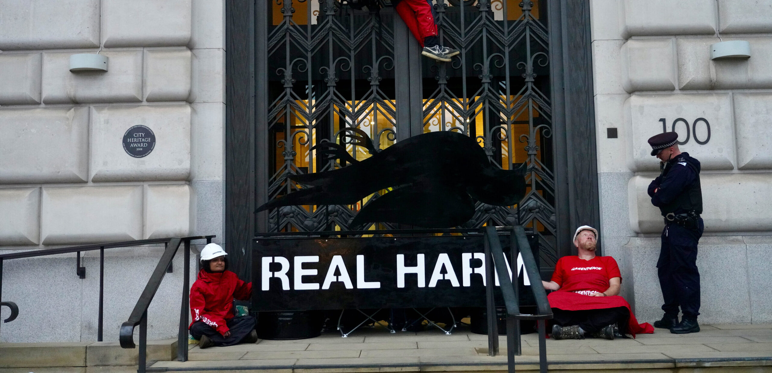 Greenpeace shut down Unilever HQ in plastic pollution protest